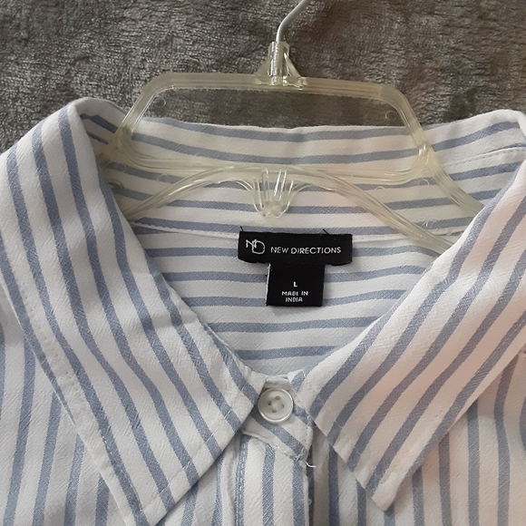 New Directions L blue/white striped long sleeve top **see pix for measurements** - Picture 12 of 15